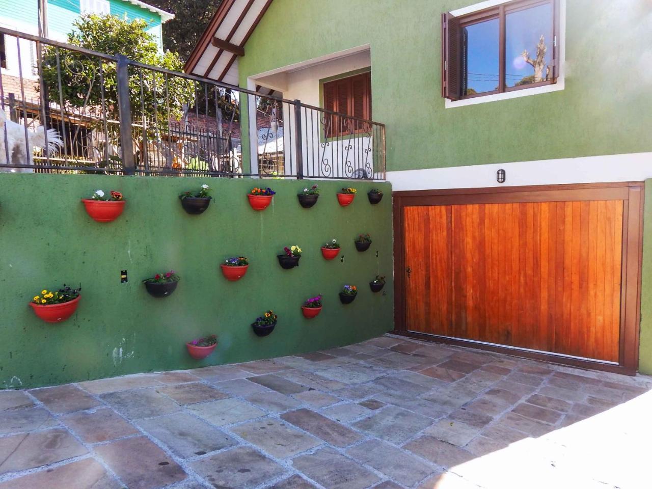 Gramado Suites Residence Possui 5 Quartos E 5 Banheiros Kültér fotó