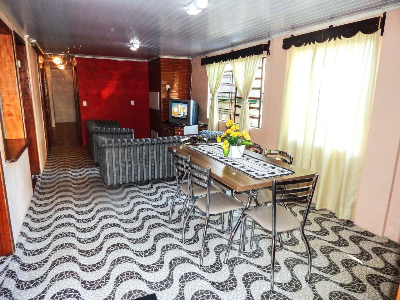 Gramado Suites Residence Possui 5 Quartos E 5 Banheiros Kültér fotó