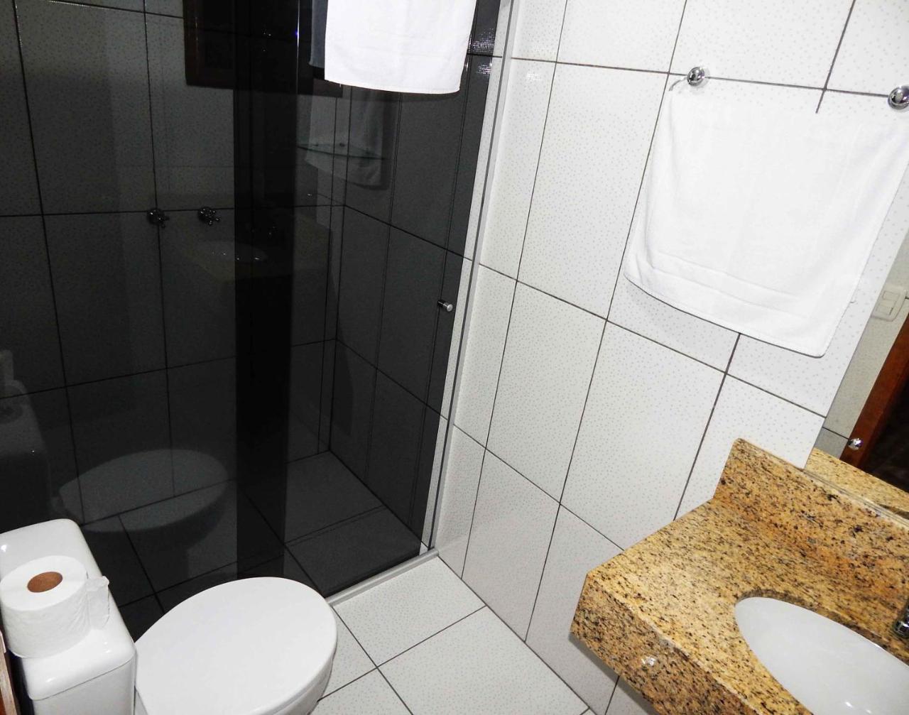 Gramado Suites Residence Possui 5 Quartos E 5 Banheiros Kültér fotó