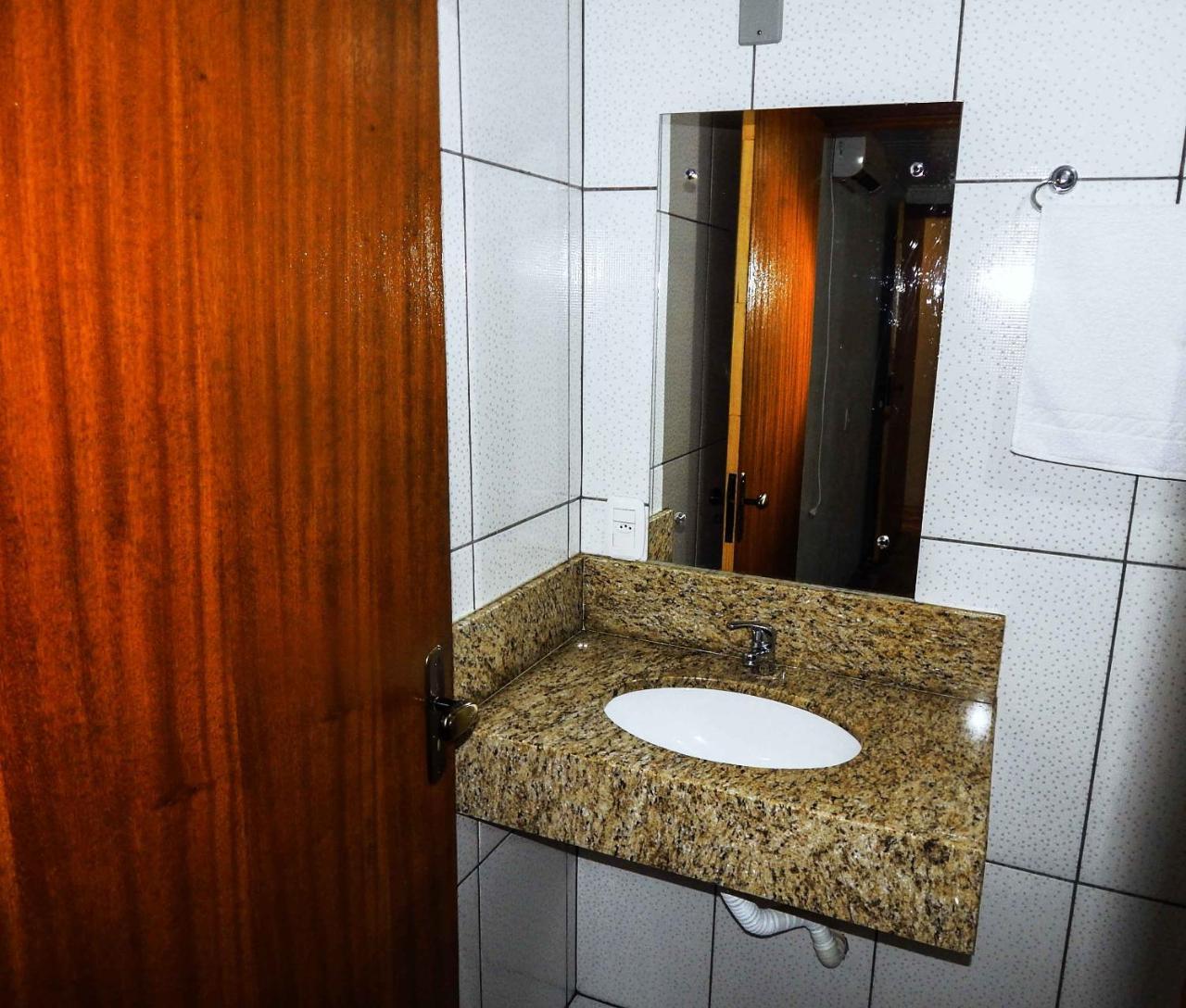 Gramado Suites Residence Possui 5 Quartos E 5 Banheiros Kültér fotó